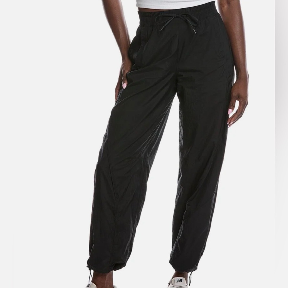 Lululemon Athletica Licence Black Women’s Mi-Rise Drawstring Joggers Size 12